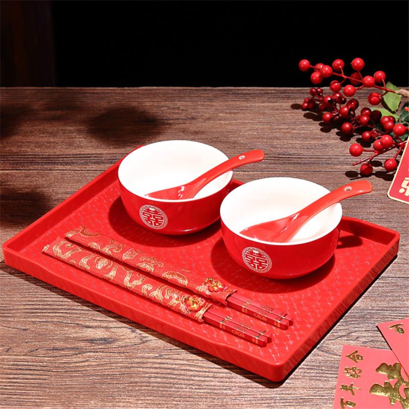 中式结婚喜碗筷套装红色陶瓷餐具碗婚庆用品新婚新人婚礼碗勺筷子