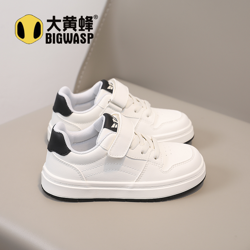 大黄蜂秋季儿童休闲魔术贴板鞋潮