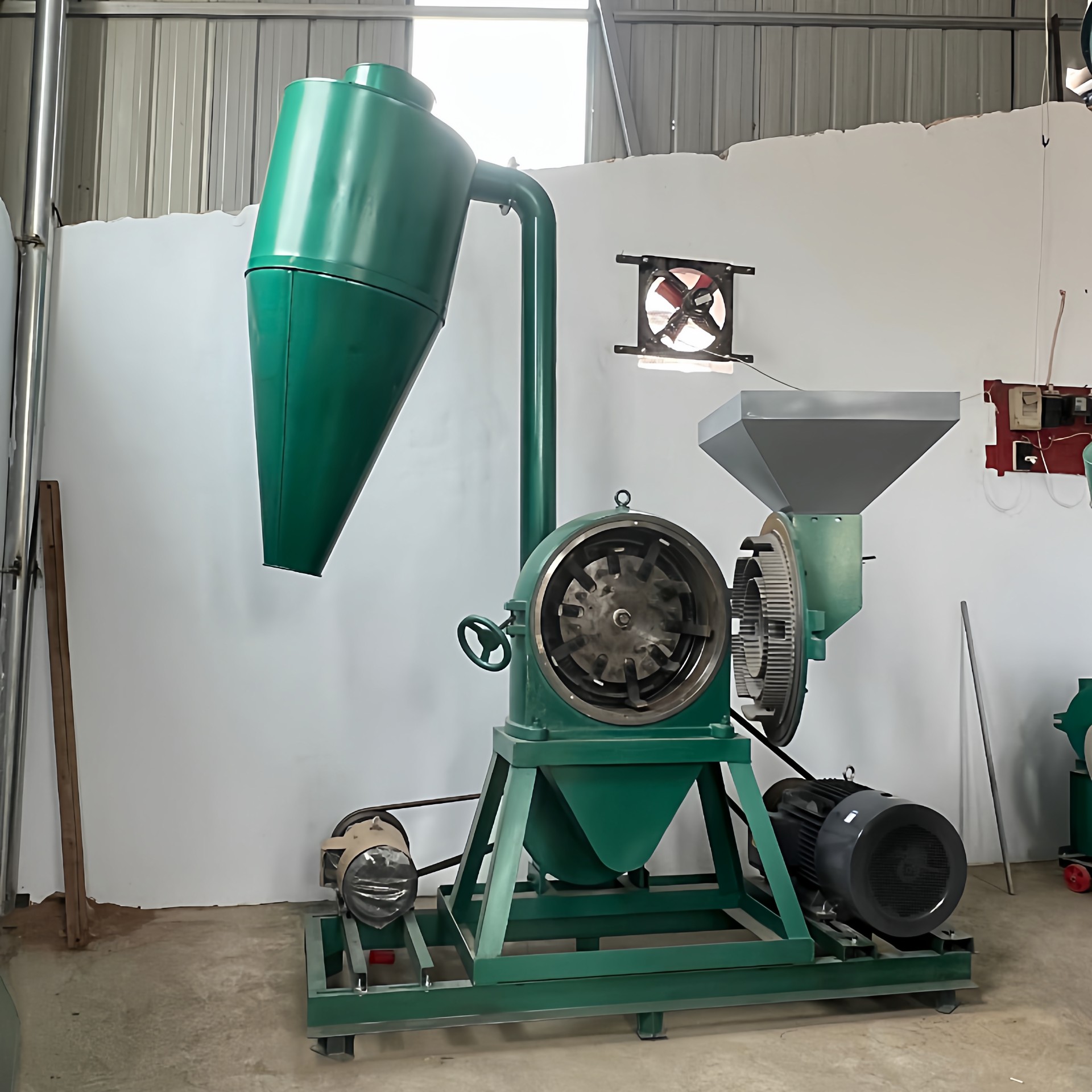 9FC系列齿盘粉碎机送筛网多功能磨粉机玉米饲料粉碎机