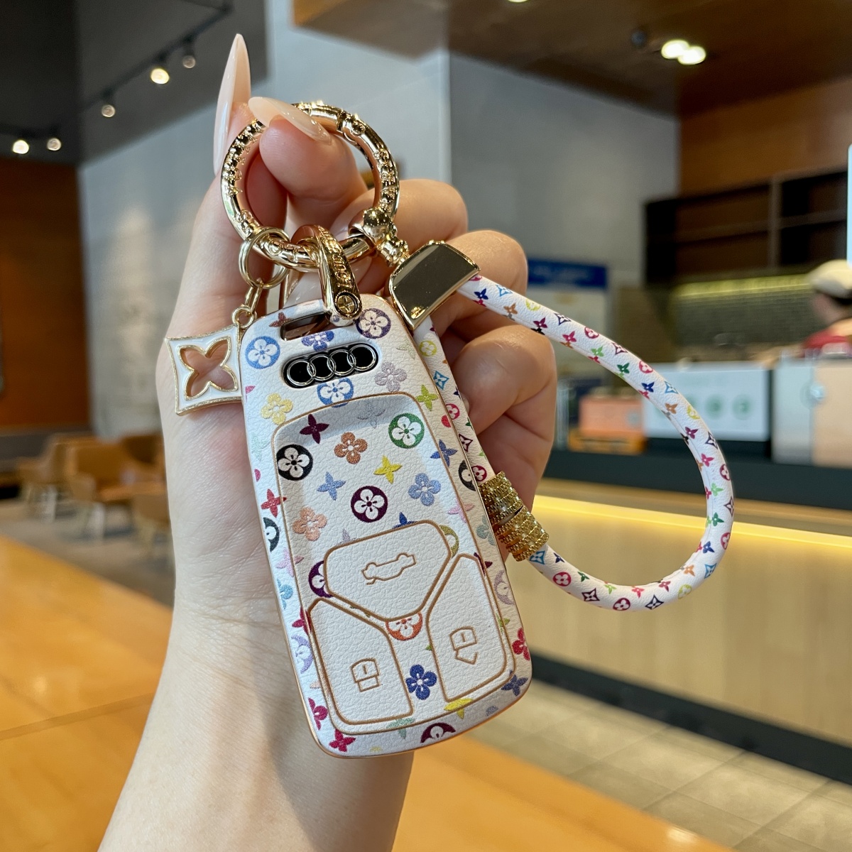 适用12/13/14/15/16/17/18款奥迪A6L钥匙套专用车钥匙扣包壳高档