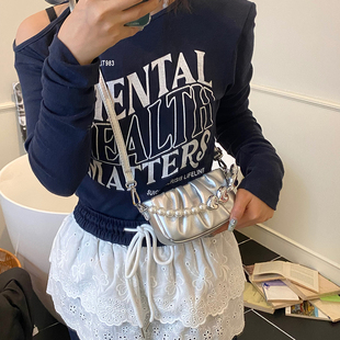 腋下mini包女2025新款 褶皱珍珠链云朵包女时尚 零钱口红迷你斜挎包