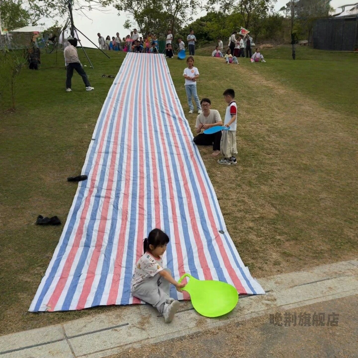 儿童滑草布平替防水彩条布户外活动亲子游戏滑梯感统训练滑溜篷布图片