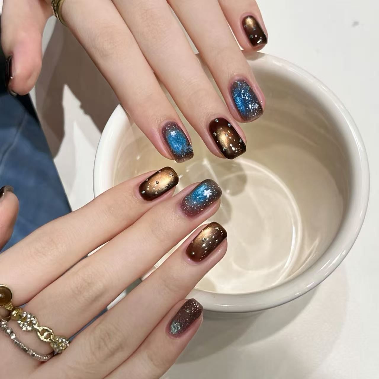 【蓝色多瑙河】纯手工穿戴甲秋冬墨尔本追光蓝调猫眼星星美甲可拆