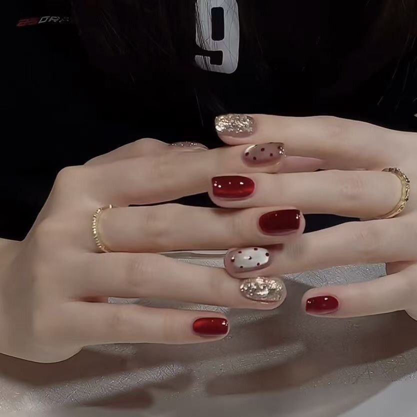 纯手工穿戴甲秋冬温柔红色波点