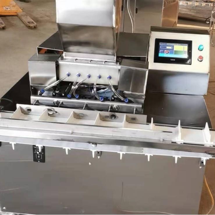 面包注心机蛋糕注心机刨包注心机蛋糕面包注心机裹浆机喷油涮盘机