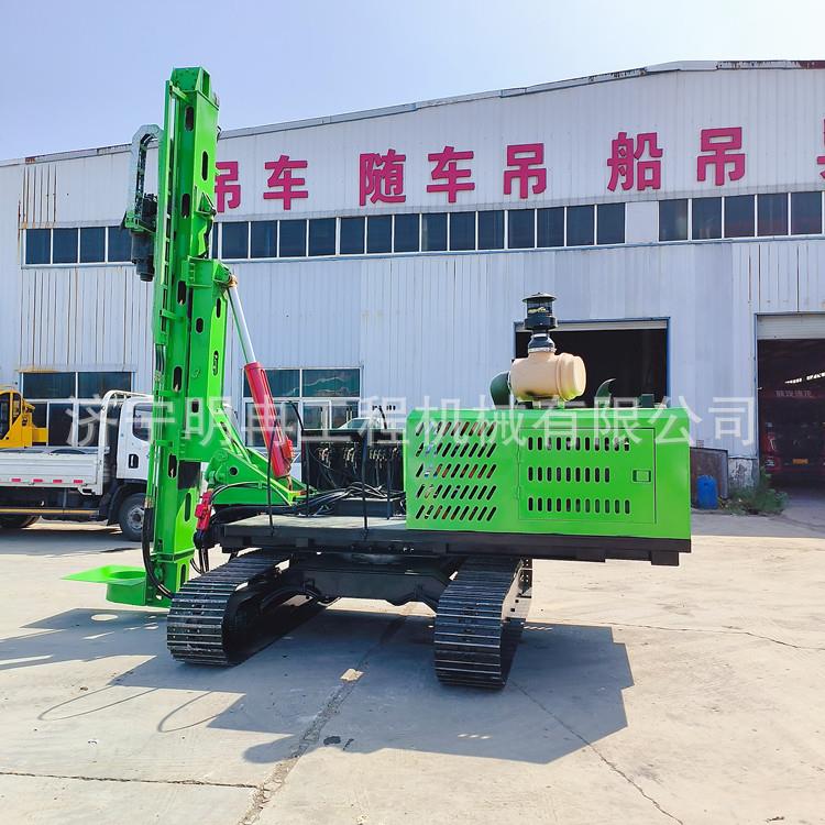 新疆五家渠光伏打桩机光伏发电工程大液压引孔机履带式螺旋钻机