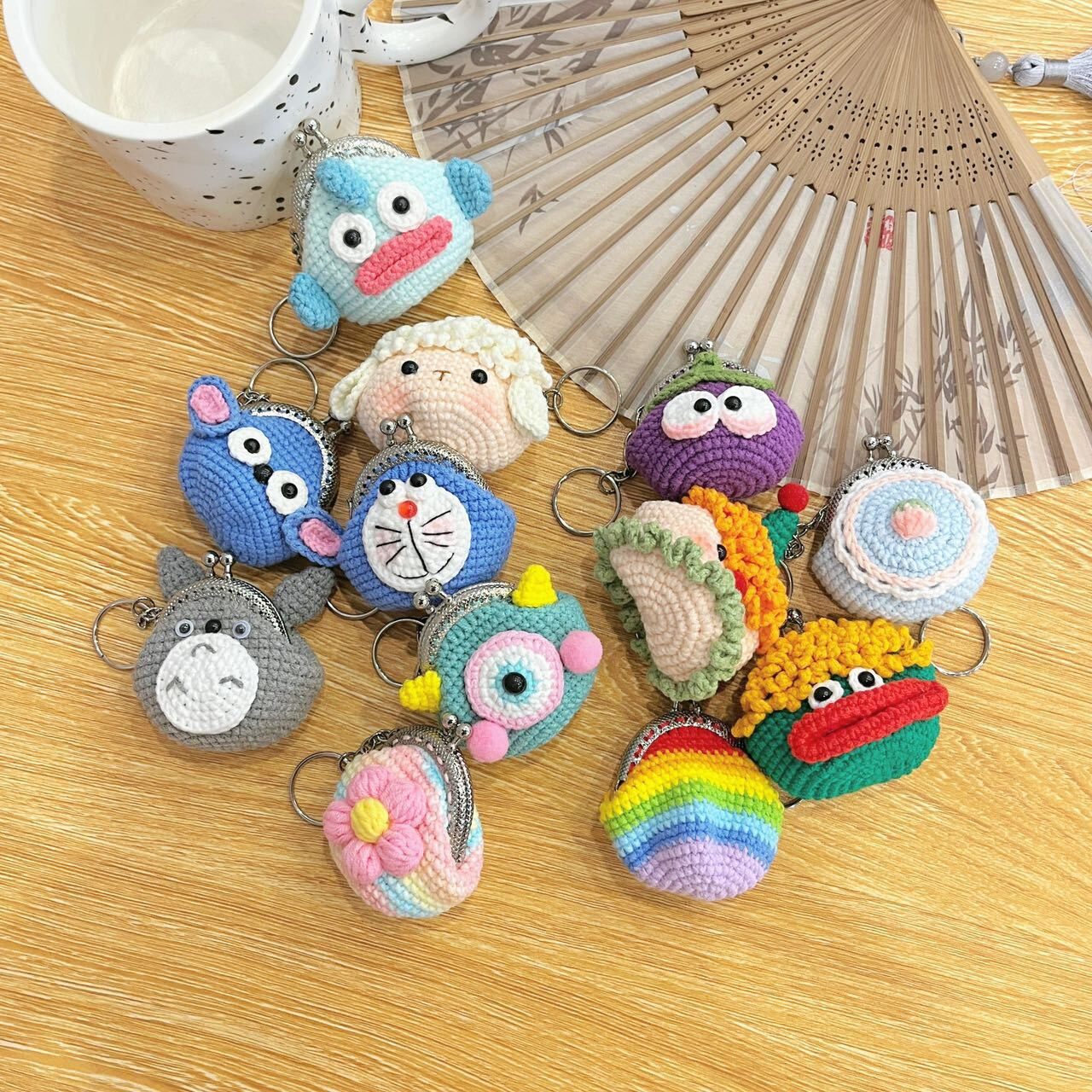 手工毛线编织口金包成品毛线钩织精致手作卡通零钱耳机钥匙收纳包