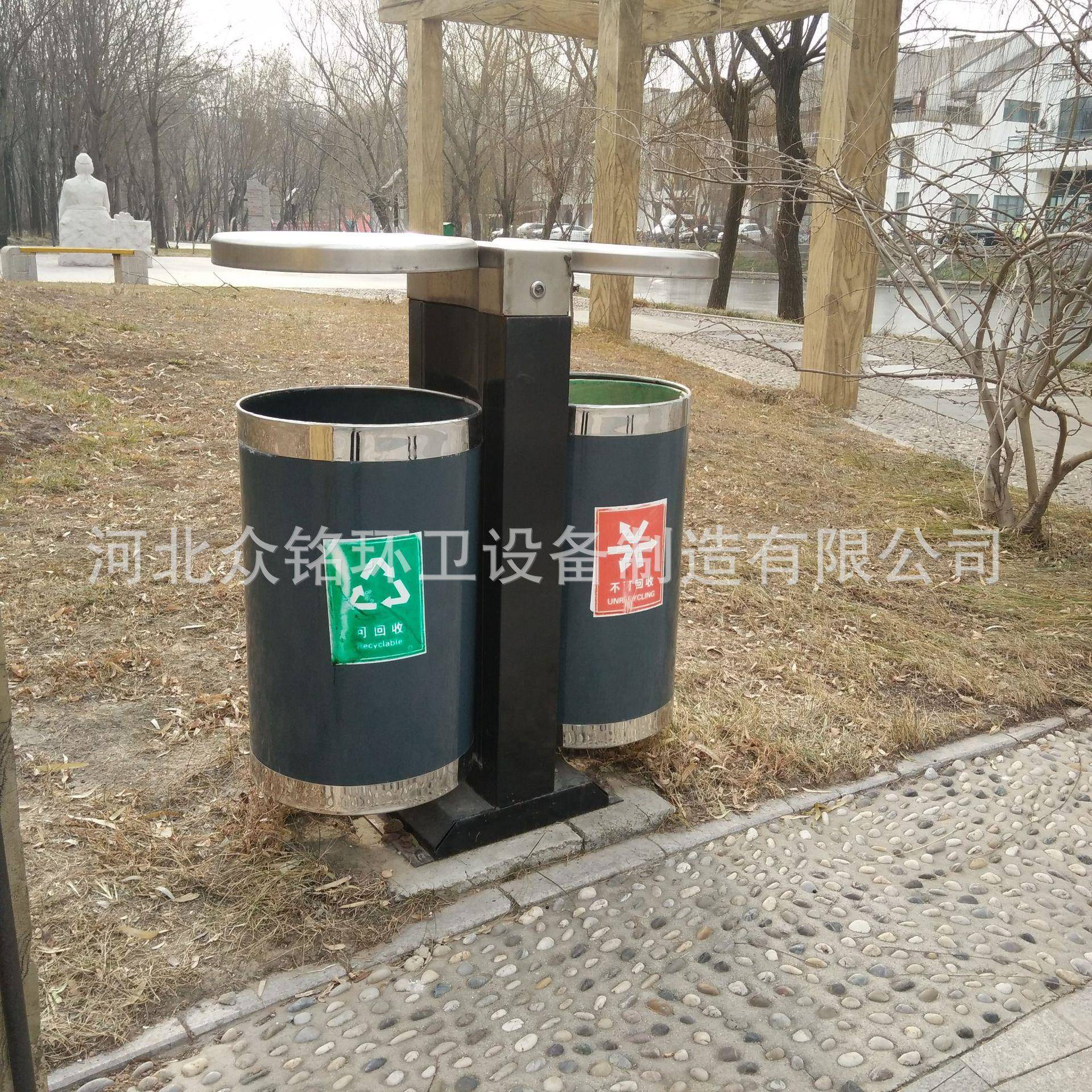 厂家供应户外镀锌板分类垃圾桶公园街道环卫果皮箱垃圾桶