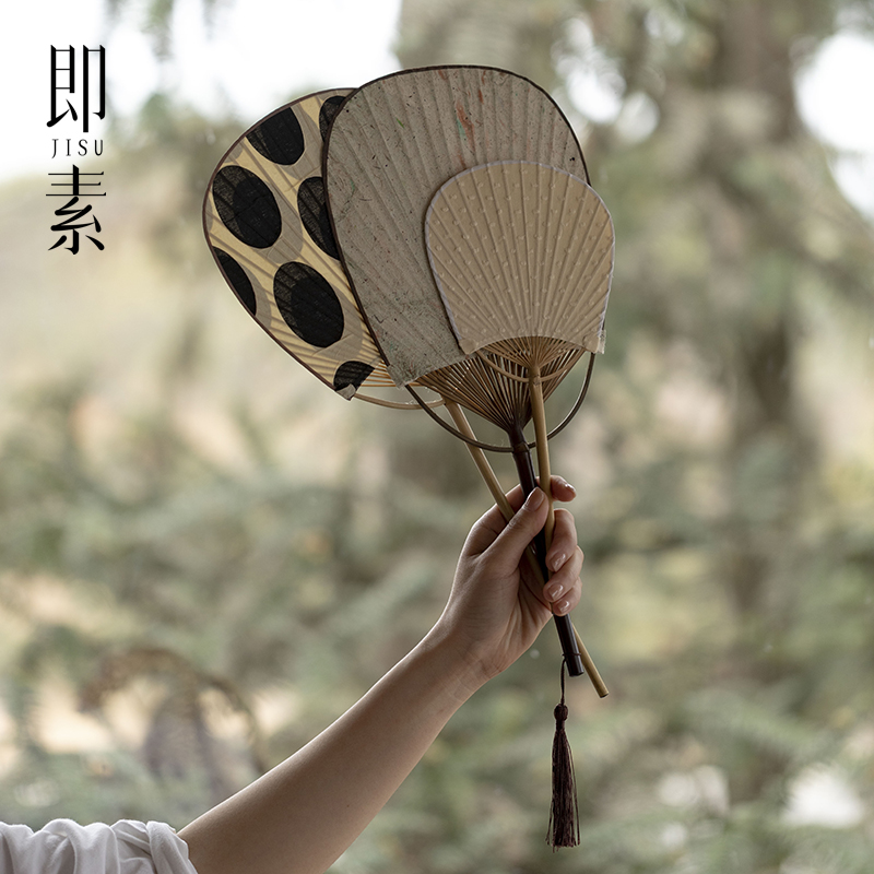 即素 日式棉麻布艺竹编团扇子高级感复古手工蒲扇文艺迷你芭蕉扇