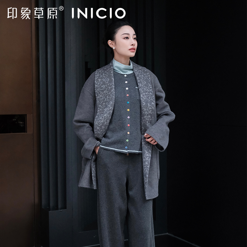 印象草原高级翻领女大衣毛呢外套