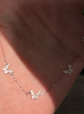 爆闪梦幻碎光蝴蝶项链精致高级感