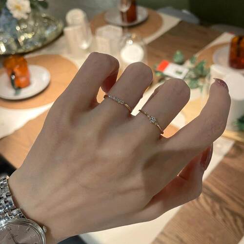 极细款仿钻金色戒指女款轻奢精致
