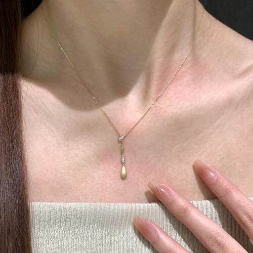 清冷感仿钻水滴项链女小众高级感