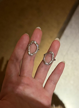 简约环星镂空椭圆清冷感银色戒指