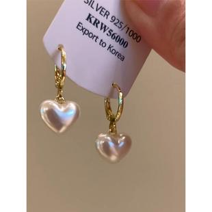 清冷感滴釉奶油白爱心耳扣2025新爆款 耳环小众甜美百搭高级感耳饰