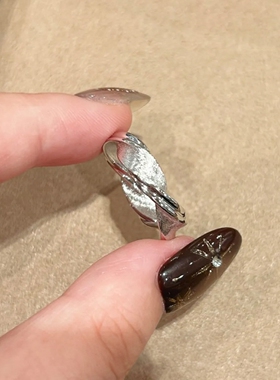 银色绕线拉丝戒指小众轻奢高级感