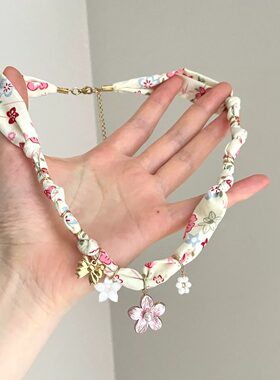 夏日小清新粉白碎花丝巾项链甜美