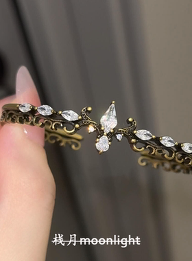 宫廷风仿锆石黑金色做旧皇冠手镯