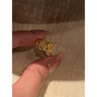 雪花细闪镶钻古法金色戒指复古精致设计高级感气质百搭食指戒指环