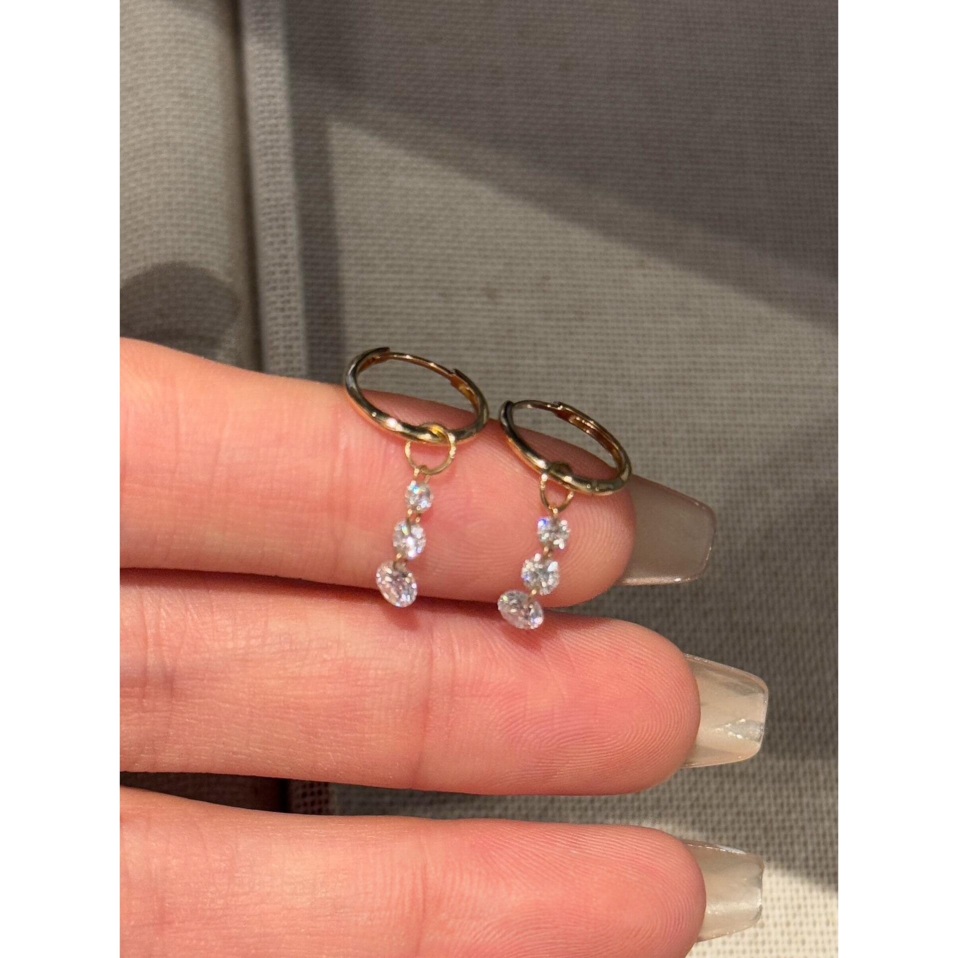 悬浮水滴三颗仿钻水滴流苏耳环简约精致轻奢耳钉高级感气质耳饰女