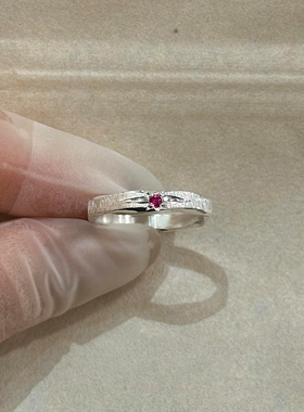 简约玫红仿点钻小银戒指百搭精致