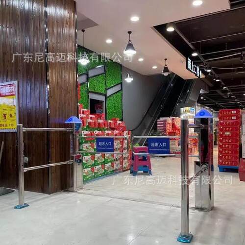 贵阳超市单行禁行通道门 不锈钢立柱摆闸 三杆棍闸十字式旋转单向