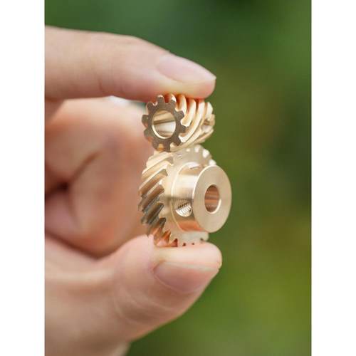 0.8模交错斜齿轮 精密左旋斜齿轮90度换向器转角器减速齿轮 三通