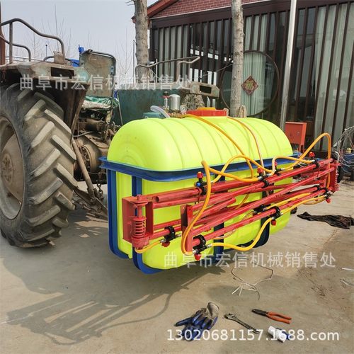 麦田大面积拖拉机悬挂式打药机 1000斤轴传动喷药机 四车带打药机