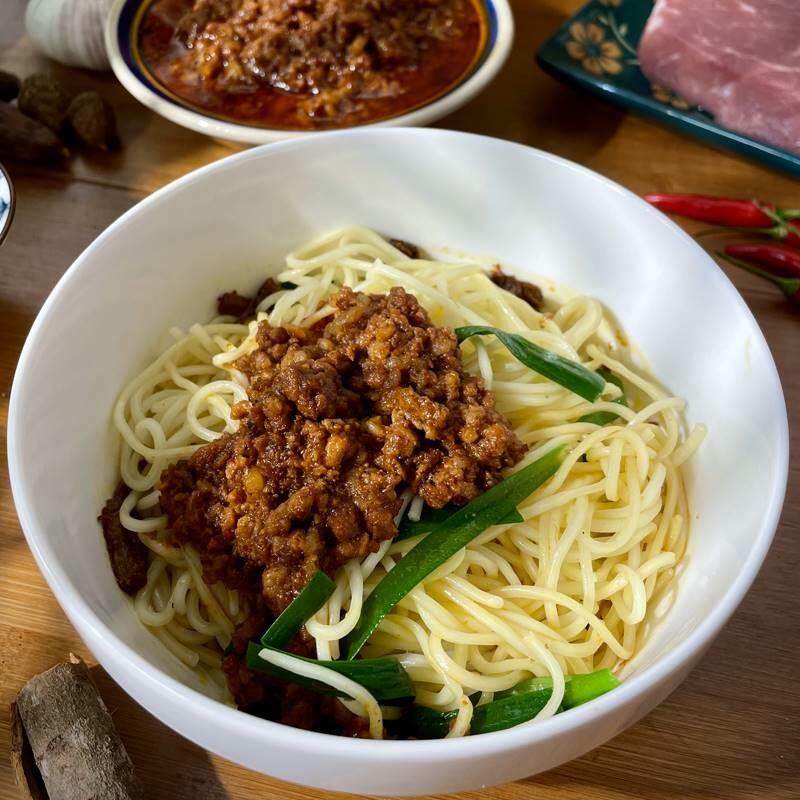 云南肉酱云南特产杂酱焖肉米线帽子肉沫拌面酱猪肉炸酱浇头调料肉