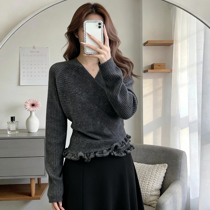 法式轻熟纯欲风V领针织衫女长袖