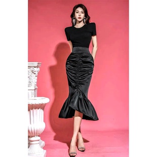 高级定制【布尔乔亚】设计师轻奢赫本风黑色鱼尾裙半身裙