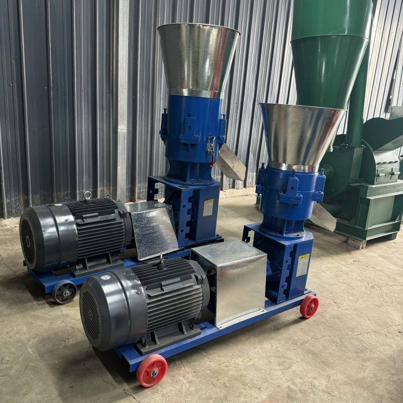 青草玉米颗粒饲料机猪鸡鸭鹅颗粒饲料机小型家禽养殖颗粒饲料机