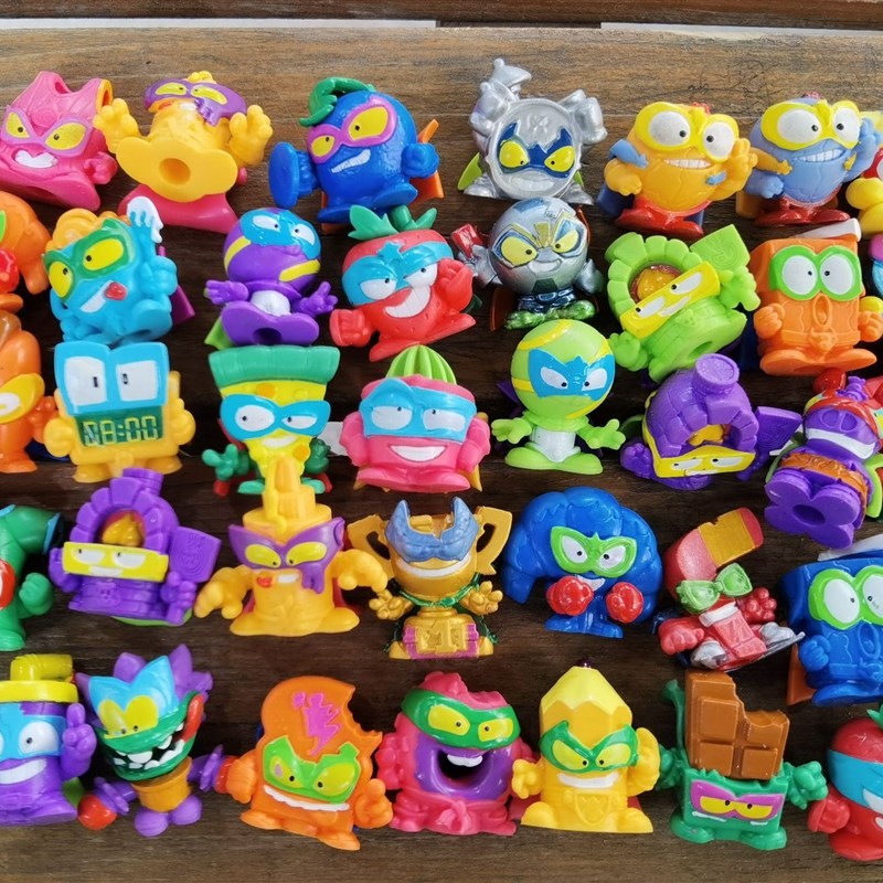 Original 15pcs  Superszings Superthings Action Figures 3CM S