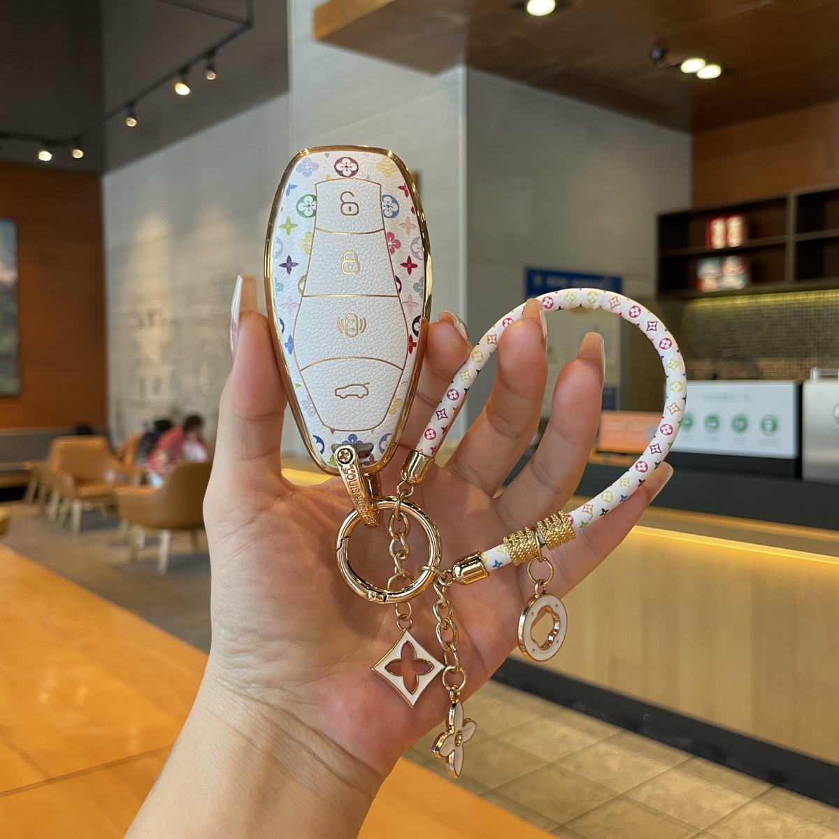 适用红旗H5钥匙套2024新款HS5E-QM5HS3H9H6HS7HQ9EH7汽车高档壳扣