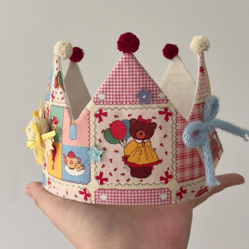 可爱手作粉色蝴蝶结小熊生日皇冠卡通派对拍照道具头饰公主王冠