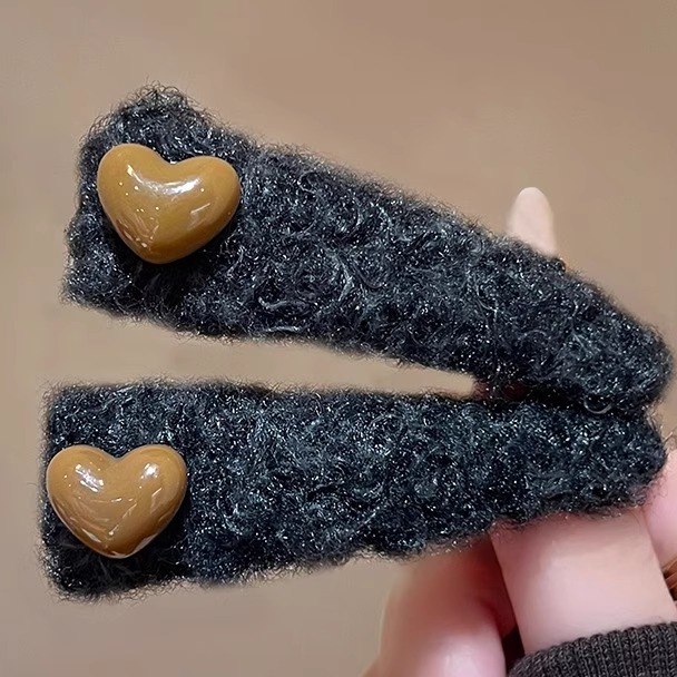 焦糖栗棕~发夹女毛绒爱心边夹bb夹前额碎发刘海夹子新款发卡发饰