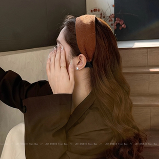 秋冬纯色针织毛线宽边发箍女高级感洗脸防滑发卡带齿高颅顶头箍