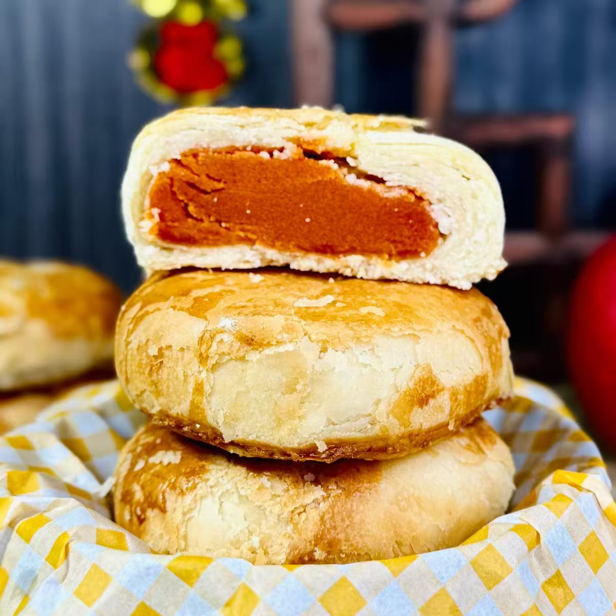 宫门口酥皮蛋黄月饼板栗月饼椒盐月饼五仁月饼图片