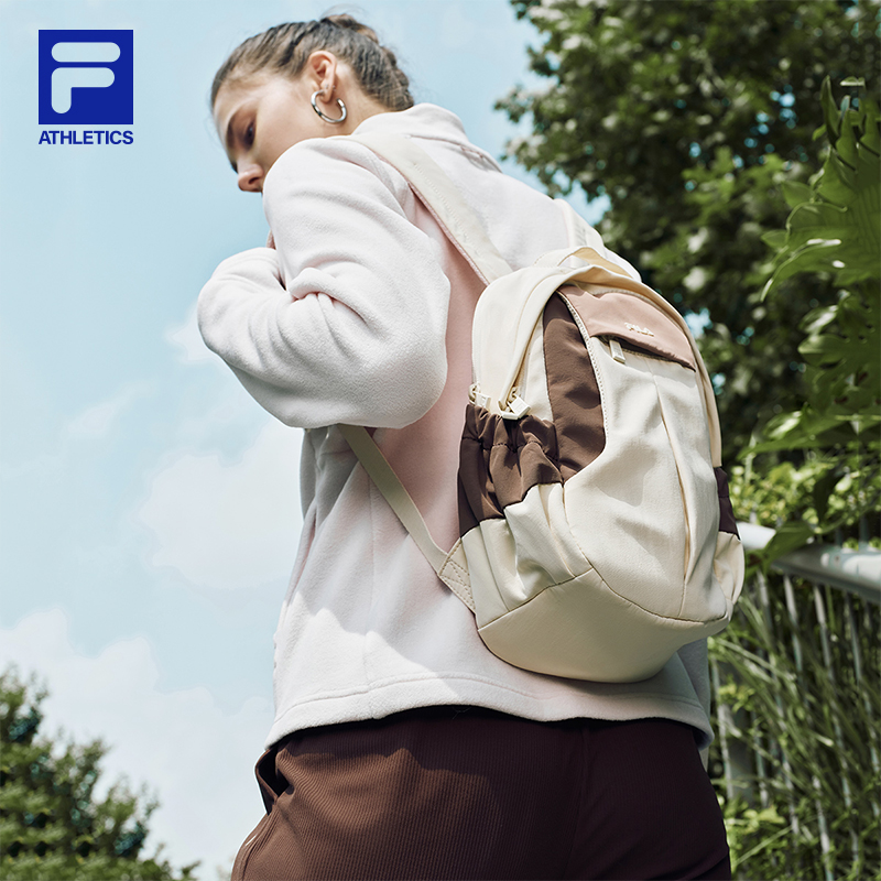 FILA斐乐轻便户外双肩包