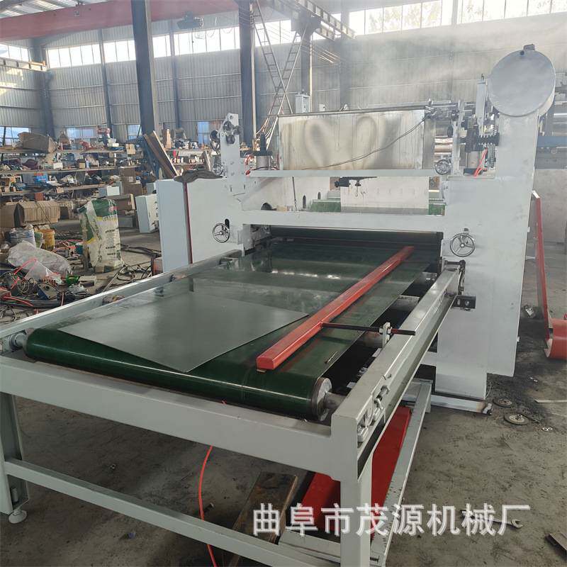 地板革复合机 不干胶离型纸平贴机 PVC发泡地板革平贴机