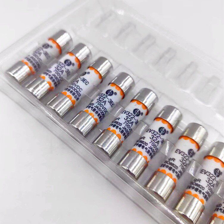 中熔熔断器新能源EV322-3EC-32A700VDC 汽车保险10*38保险丝管耐