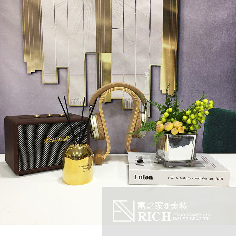 现代简约书房耳机支架套装桌面摆件样板间客厅耳机架子装饰花饰品