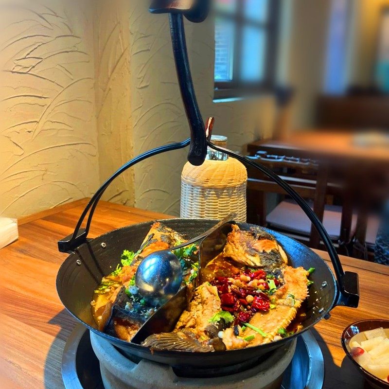 传统鸳鸯吊锅铸铁锅具吊架火锅双味干锅农家乐地锅炭盆炖锅柴火灶