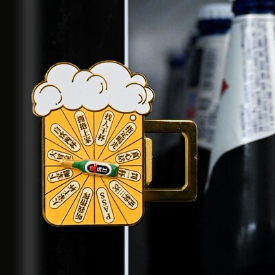 1200冰箱贴创意开瓶器啤酒珠江饮胜磁贴开瓶器文创旋转冰箱贴磁贴