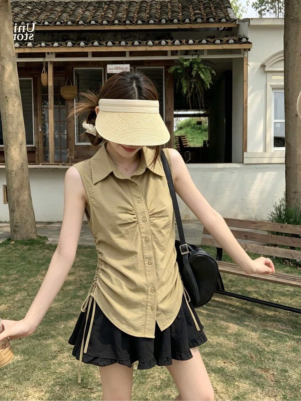 韩系时尚设计感单排扣修身POLO领无袖衬衫女夏季显瘦翻领褶皱上衣