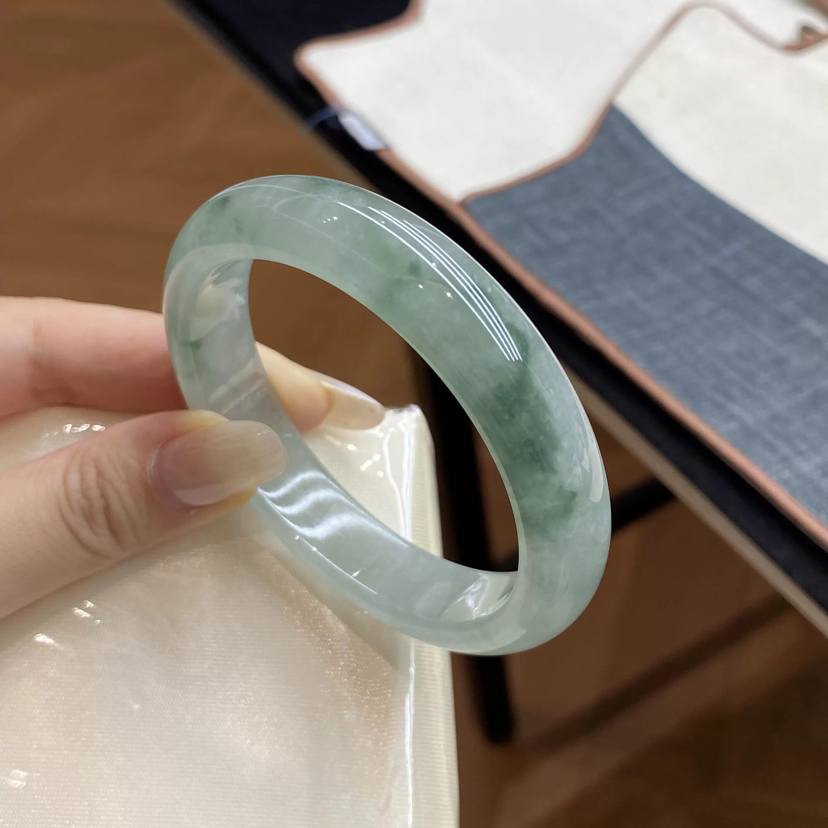 【8316人抢购中】"飘然”玉手镯