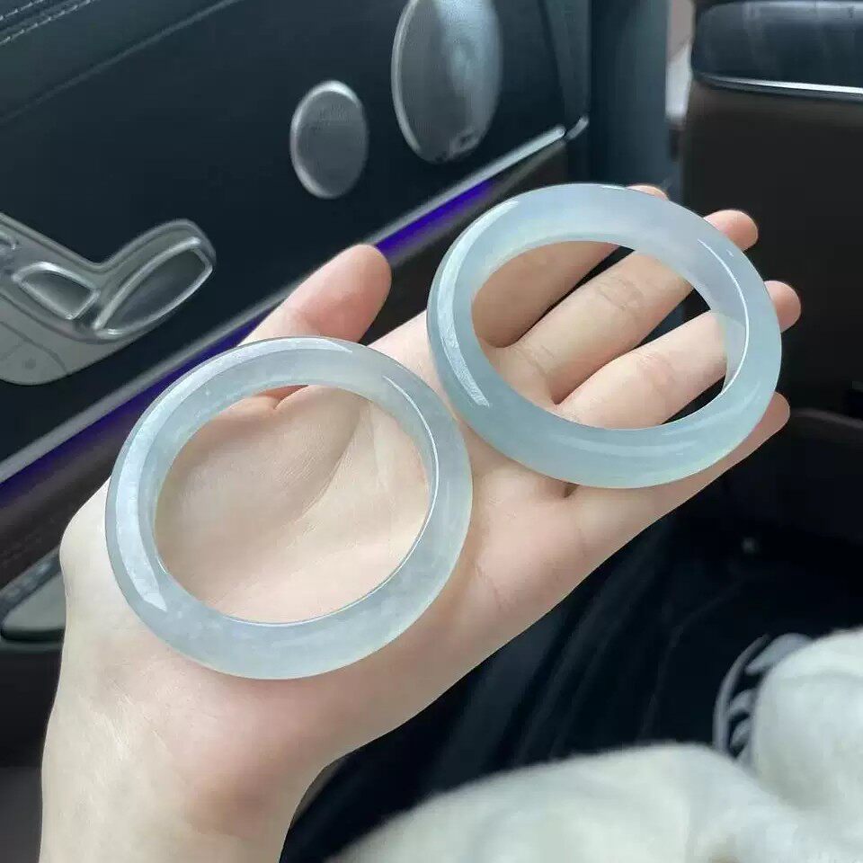 最相物"霜色系列"翡翠蓝水玉髓玛瑙玉镯平替石英岩真玉手镯子处理