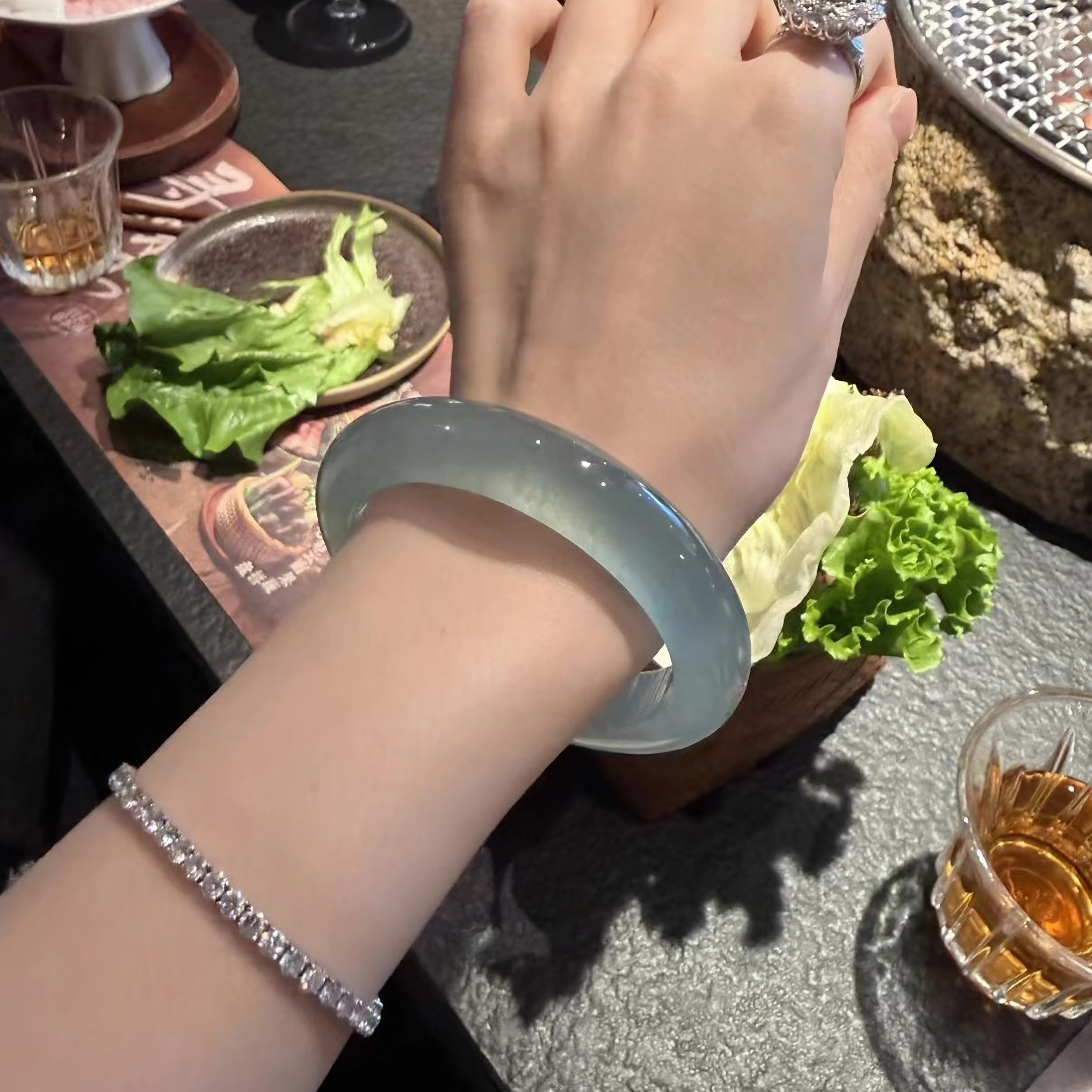 【6985人抢购中】"霜色”玉手镯