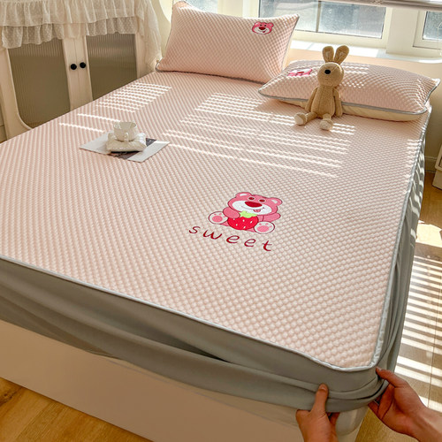 草莓熊冰丝凉席三件套床笠款宿舍学生单人可水洗夏凉垫空调席子女