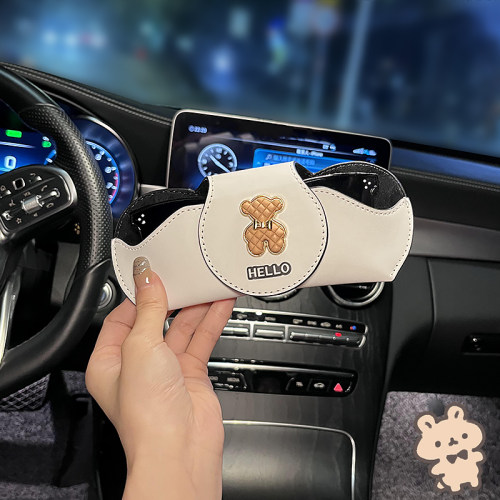 车载眼镜夹车上遮阳板收纳创意可爱车饰用品车用多功能墨镜支架女